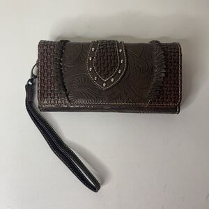 Trinity Ranch Western Embossed Collection Clutch Wallet Zip Button Faux? Leather